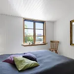 Nyaraló Ilena - 16-3km From The Sea By Interhome Borup