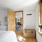 Ilena - 16-3km From The Sea By Interhome