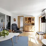 Ilena - 16-3km From The Sea By Interhome