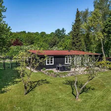 Ilena - 16-3km From The Sea By Interhome Borup